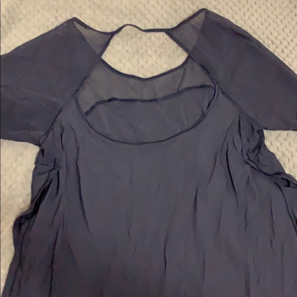 Lululemon mesh top - Picture 2 of 3